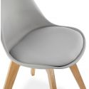 Chaise scandinave chêne massif Tylik Gris clair assise