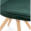 Chaise design scandinave Jones bois et velours vert détails